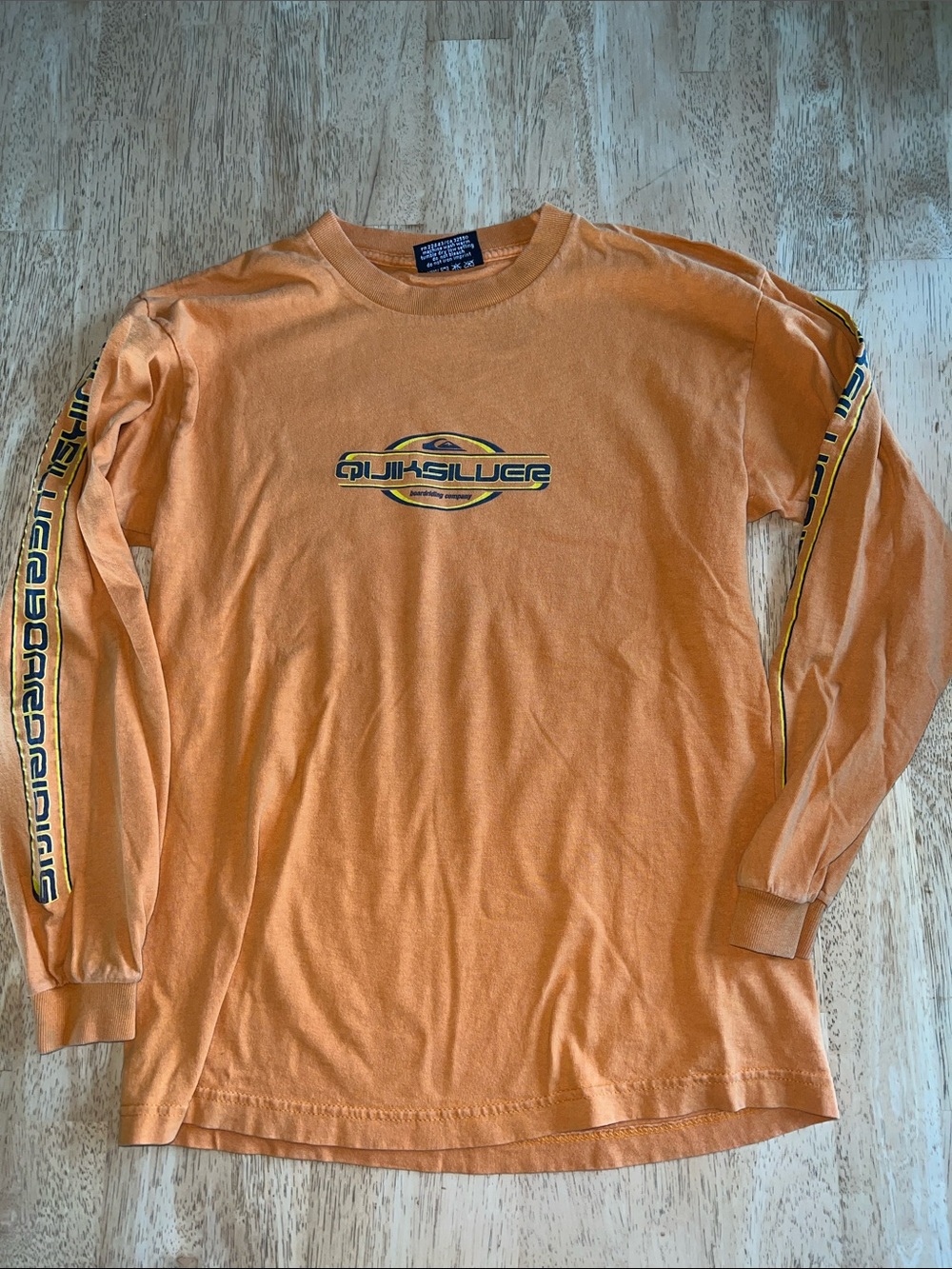Quiksilver Orange Long Sleeve y2k Logo Tee with Sleeve Graphic